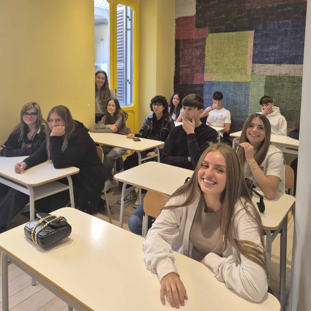 [202311009] 10-post-social-scuola-1