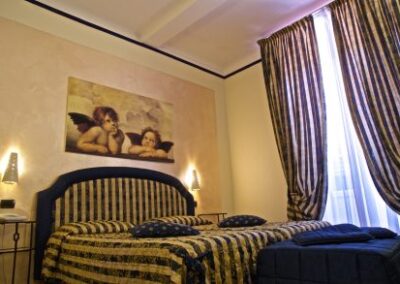 junior_suites_14-440x293img-hotel-la-luna