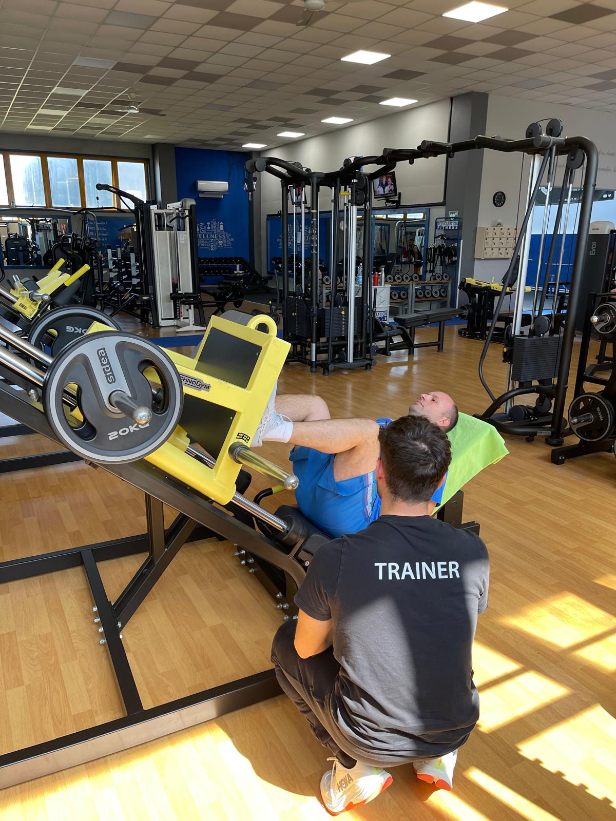 Sala attrezzi con trainer