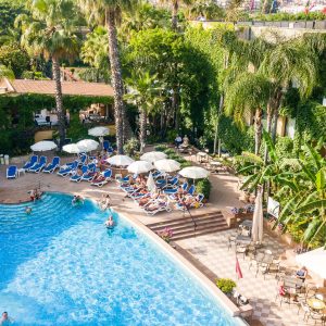 Caesar-barpiscina1