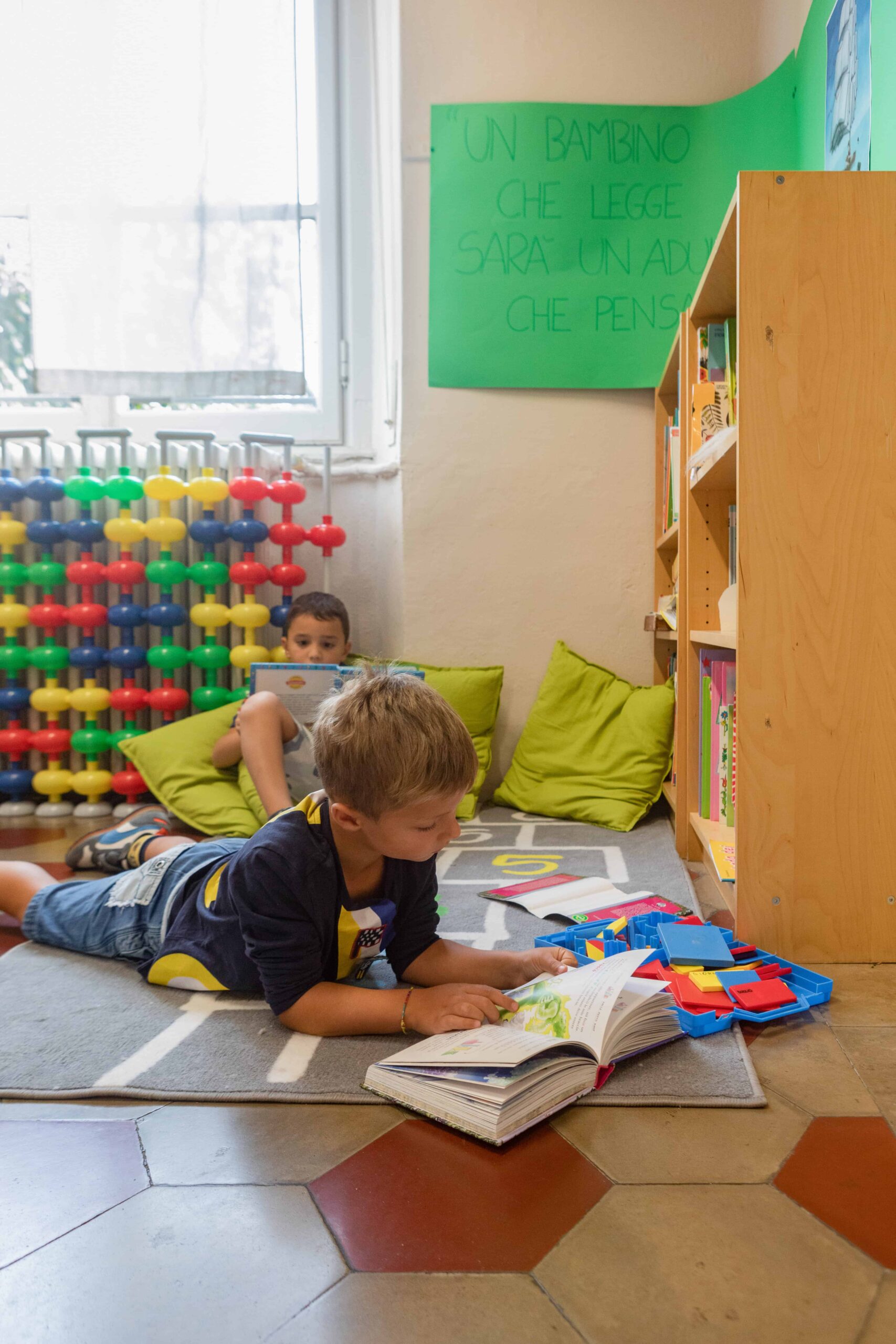 Primaria-NuovaEducazione-Lettura-1-scaled.jpg