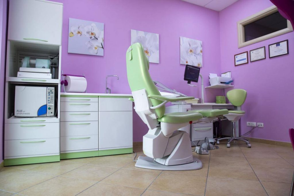 img-podologia-clinica-crotone_7225-1024x683
