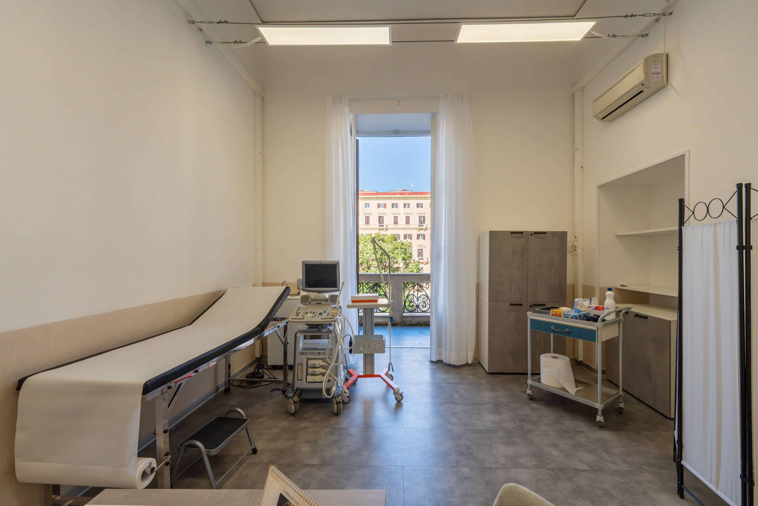 AndroMed-Medical-Center-©-Marco-Baldassarre-12-scaled.jpg