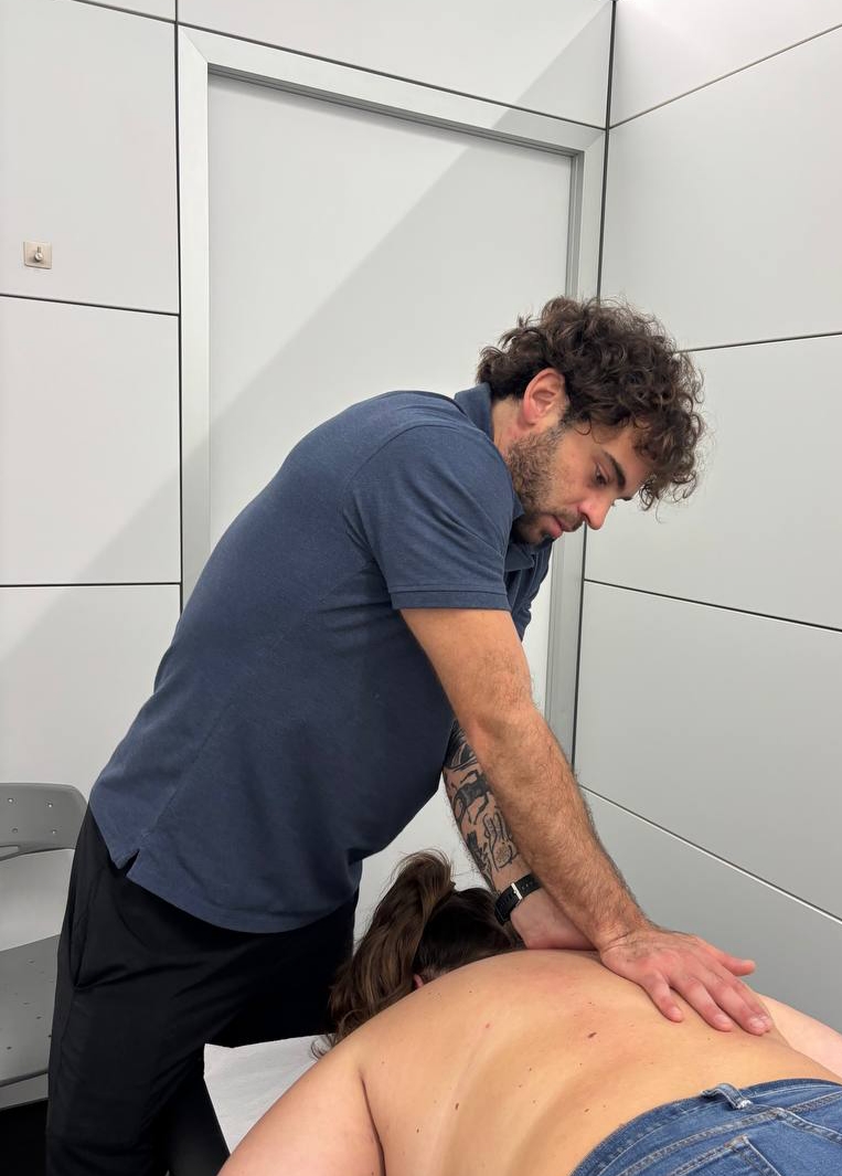 img-dr-claudio-ferri-osteo1768517670.jpg