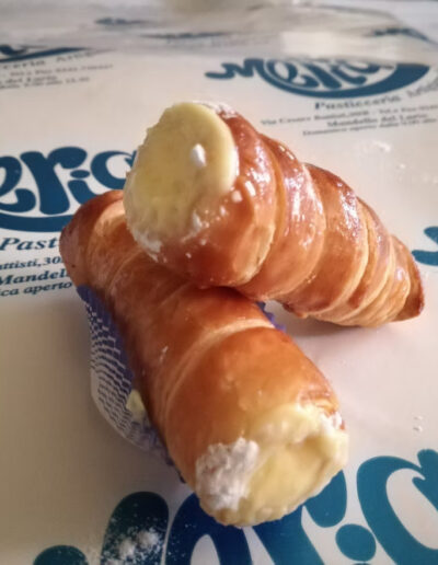 698c81_c9a1e60b2925451eac3f3586df06d8bfmv2img-pasticceria-meria